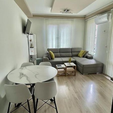 Breeze Apartment Burgas City Exterior foto