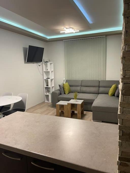 Breeze Apartment Burgas City Exterior foto