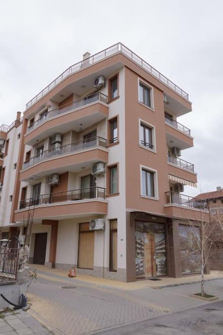 Breeze Apartment Burgas City Exterior foto